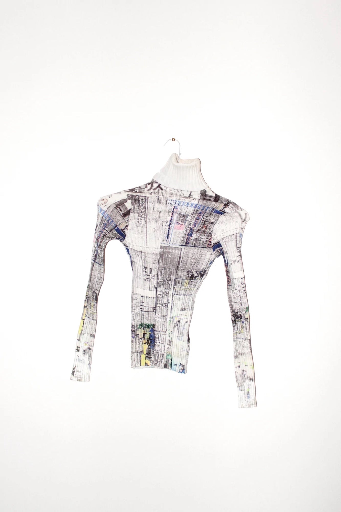 NONNA Turtleneck in Shinbun